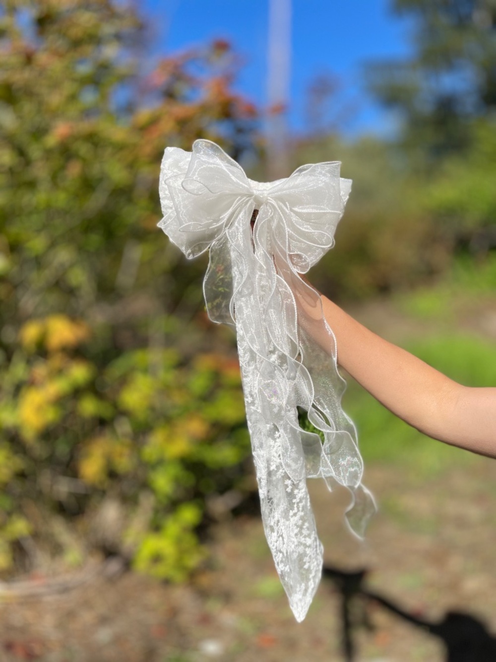 Lace Bridal Veil with Removable Organza Bow tulle embroidered Wedding Accessory - Picture 5 of 11
